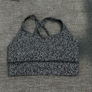 Fun print lululemon sports bra size 4!